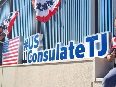 Rotulación institucional en el Consulado de Estados Unidos · Consulado de Estados Unidos en Tijuana