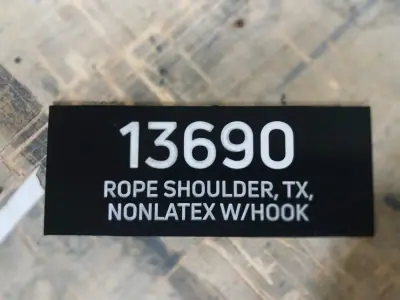 Placa grabada de identificación de producto